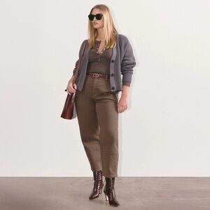 Everlane- The Utility Barrel Pant- Cocoa size 6